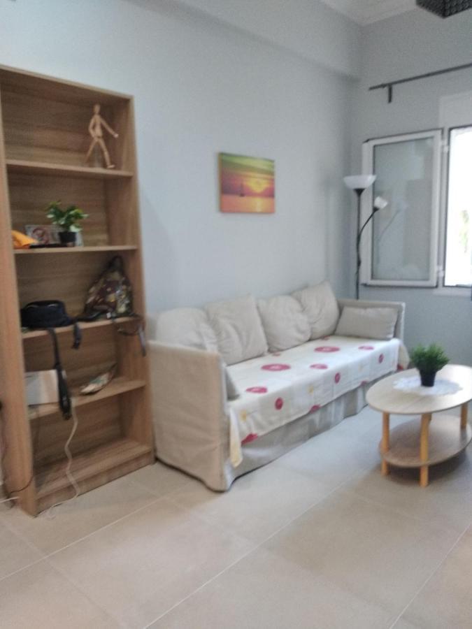 Central Town House 60M2**** Pireusz Kültér fotó