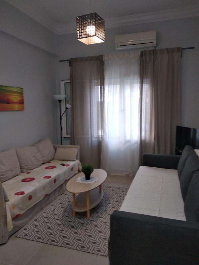 Central Town House 60M2**** Pireusz Kültér fotó